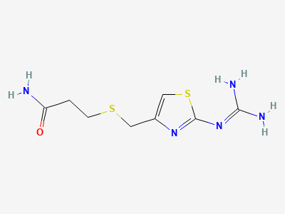 3-[[[2-[(diaminomethylidene)amino]thiazol-4-yl]methyl]sulfanyl]propanamide Structure