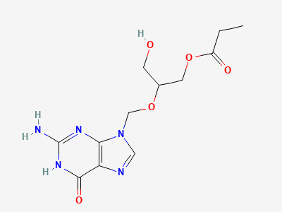 (2RS)-2-[(2-amino-6-oxo-1,6-dihydro-9H-purin-9-yl)methoxy]-3-hydroxypropyl propionate Structure